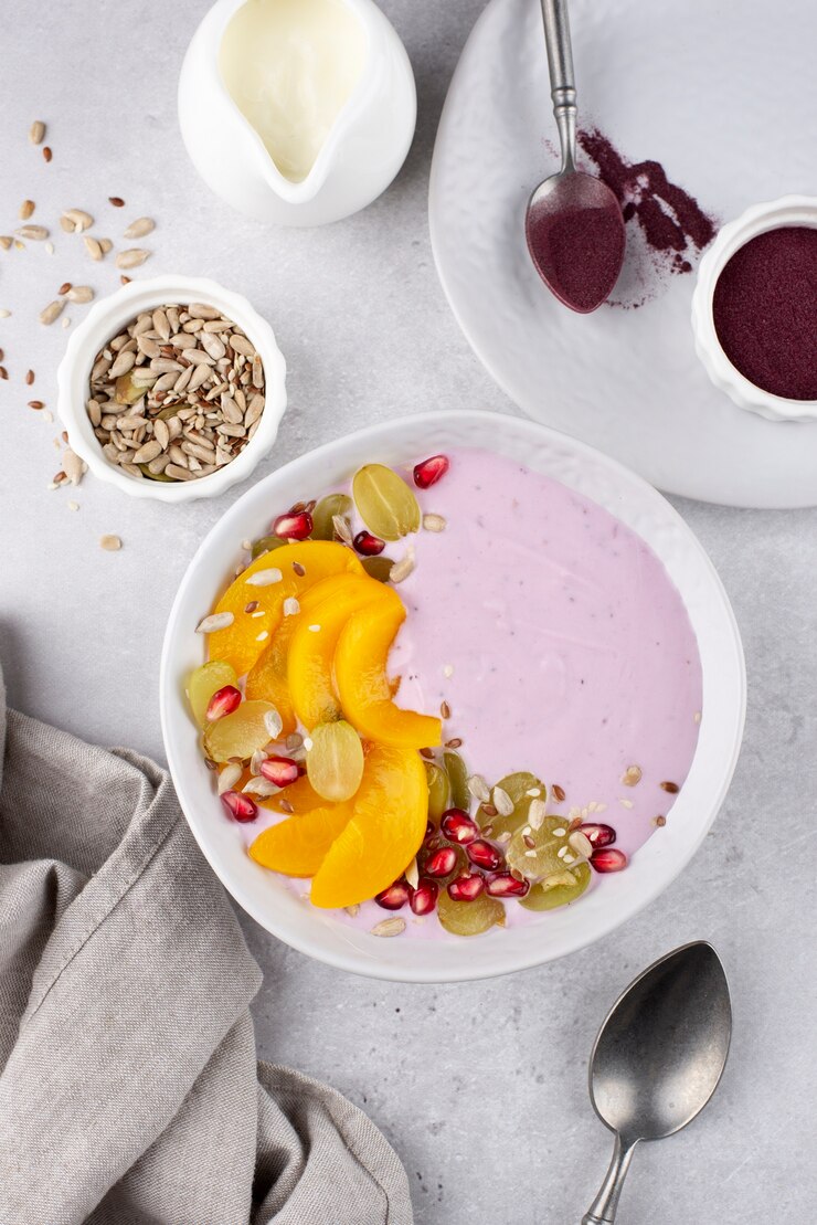 Raspberry-Peach-Mango Smoothie Bowl