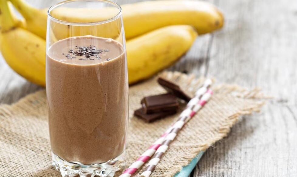 Banana-Cocoa Soy Smoothie